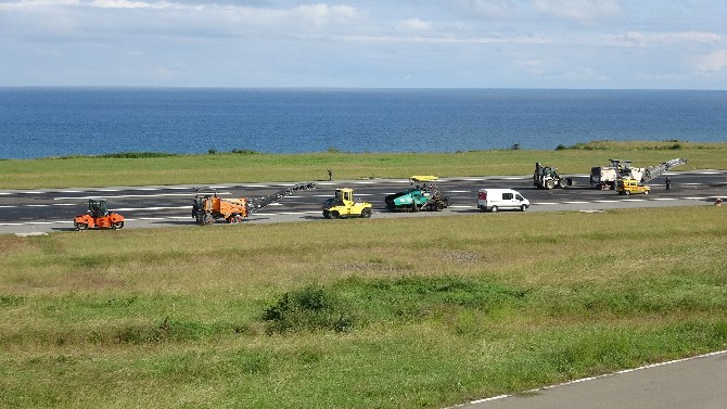 trabzon-havalimaninin-pisti-yeniden-bakima-alindi-3.jpg