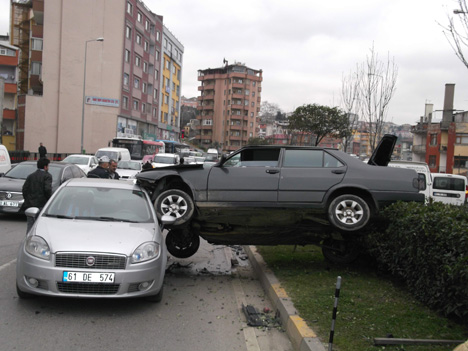 trabzonda-bir-garip-kaza3.jpg