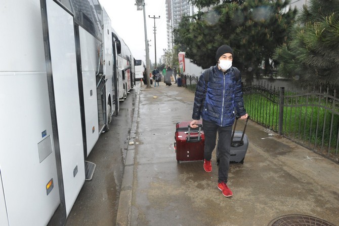 trabzonda-karantina-suresi-dolan-262-kisi-evlerine-ugurlandi-(3).jpg
