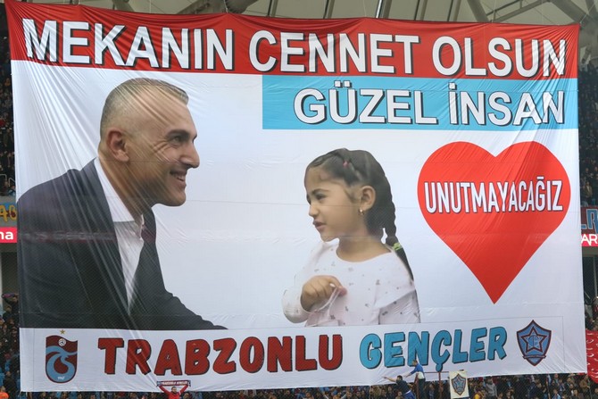trabzonspor-caykur-rizespor-maci-fotograflari-(18).jpg