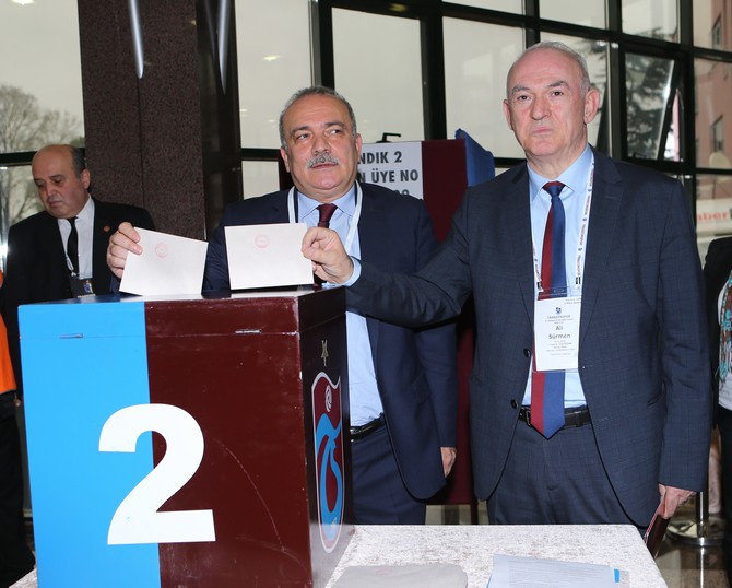 trabzonspor-divan-baskanlik-kurulu-baskanligi-secimi-(5).jpg