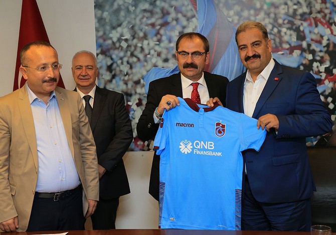 trabzonspor-ile-siirt-il-ozel-idare-kardes-kulup-oldu-(5).jpg
