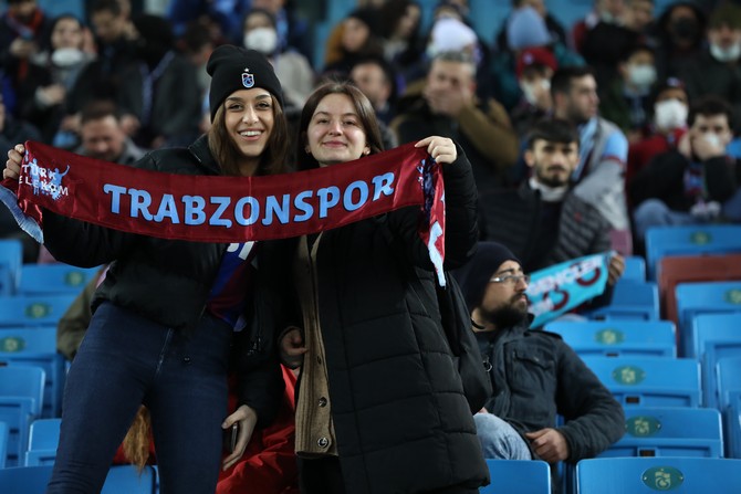 trabzonspor-ittifak-holding-konyaspor-macindan-ftograflar-10.jpg