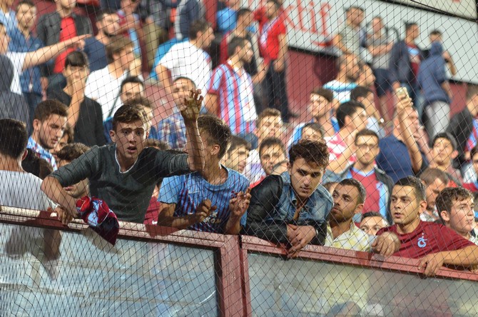 trabzonspor-konyaspor-olay-(5).jpg