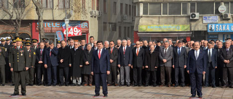 trabzonun-dusman-isgalinden-kurtulusunun-97.-yildonumu-torenlerle-kutlandi2.jpg trabzonun-dusman-isgalinden-kurtulusunun-97.-yildonumu-torenlerle-kutlandi2.jpg