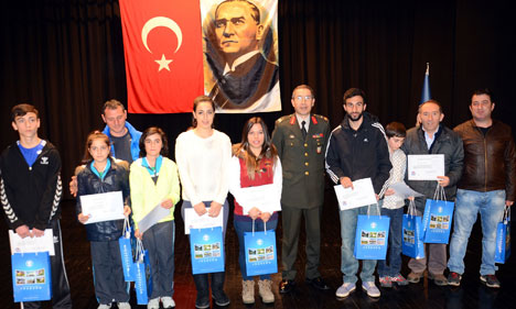 trabzonun-dusman-isgalinden-kurtulusunun-97.-yildonumu-torenlerle-kutlandi4.jpg trabzonun-dusman-isgalinden-kurtulusunun-97.-yildonumu-torenlerle-kutlandi4.jpg