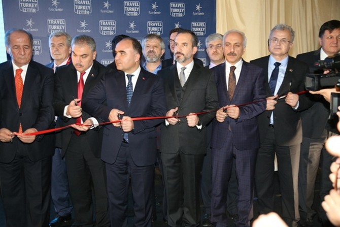 travel-turkey-izmir-turizm-fuari-acilisi-yapildi-(10).jpg