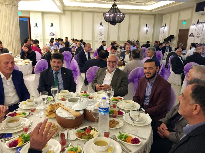tumsiad-karadeniz-bolgesi-uyeleri-rizede-iftarda-bulustu-(4).jpg