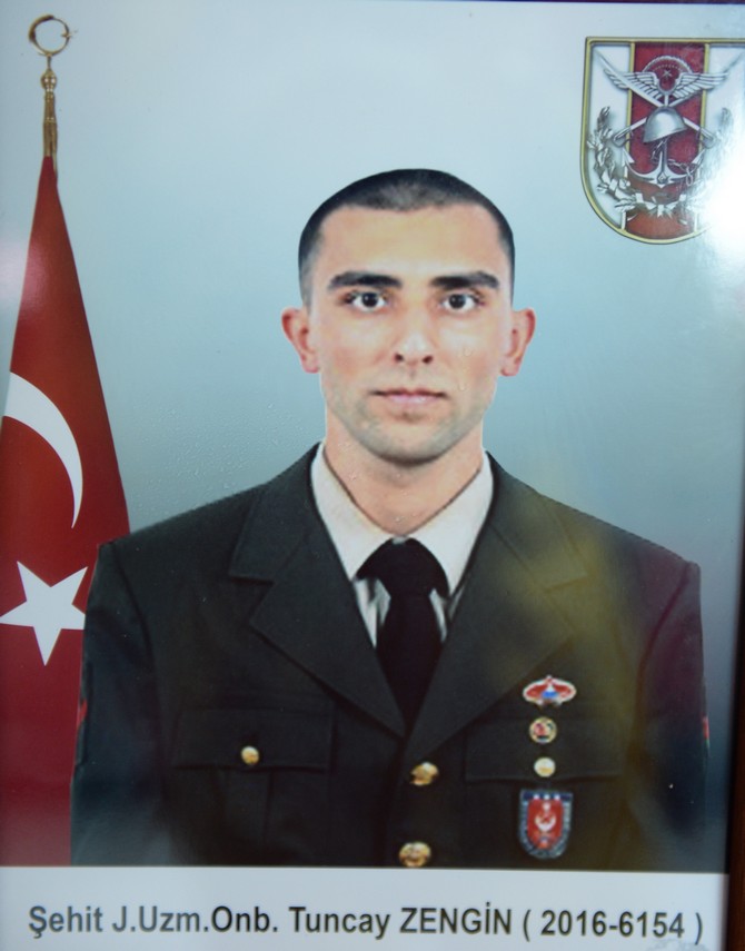 tuncay-zengin,-memleketi-giresunda-son-yolculuguna-ugurlandi-(9).jpg