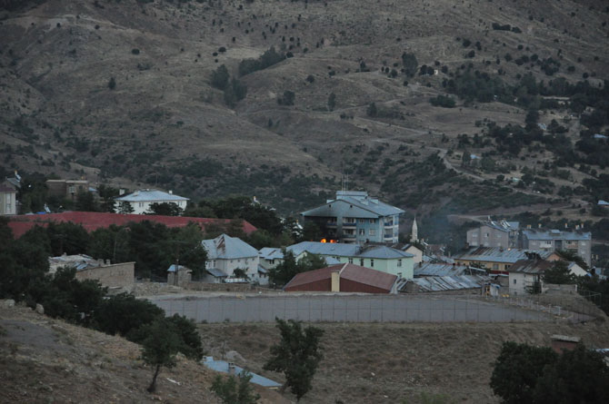 tuncelide-catisma-1-sehit,-2-polis-yarali-3.jpg tuncelide-catisma-1-sehit,-2-polis-yarali-3.jpg