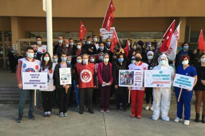 turk-saglik-sen-tarafindan-rizede-is-birakma-eyleminde-bulunuldu-2.jpeg