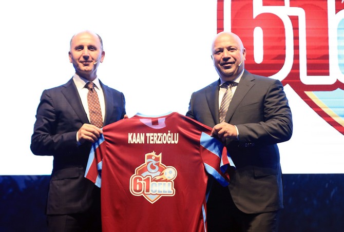 turkcellden-trabzonsporlu-taraftarlar-icin-61cell-(2).jpg
