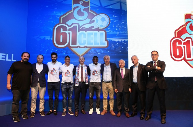 turkcellden-trabzonsporlu-taraftarlar-icin-61cell-(9).jpg