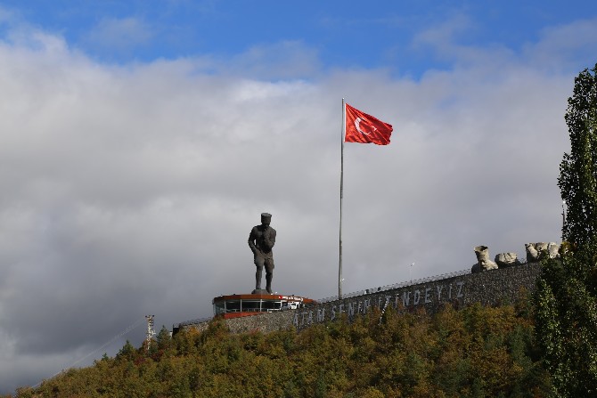 turkiye’nin-en-buyuk-ataturk-heykeli-muze-oluyor-(6).jpg