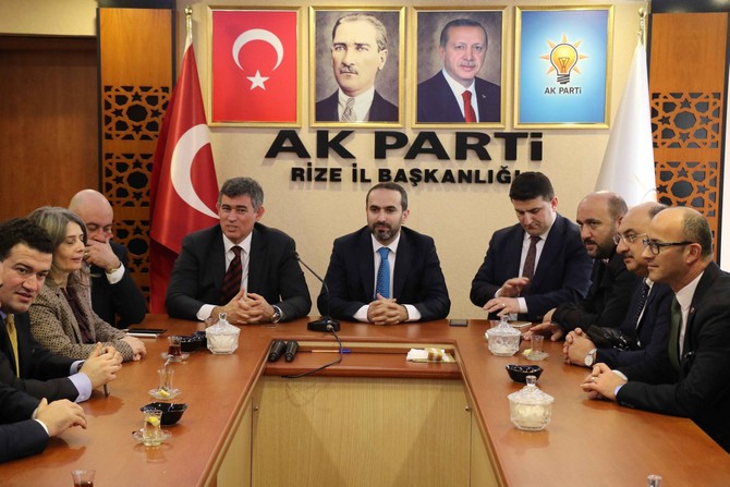 turkiye-barolar-birligi-(tbb)-baskani-metin-feyizoglu-ak-parti-rize-il-baskanligini-ziyaret-etti-(8).jpg