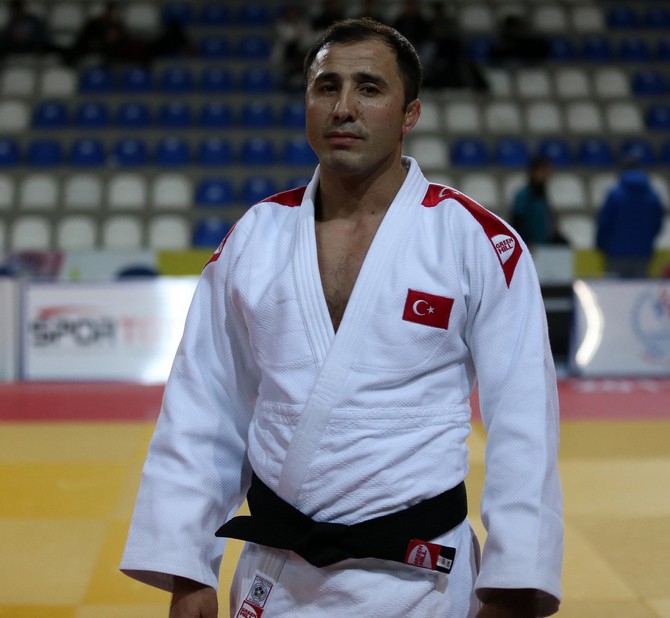 turkiye-gencler-judo-sampiyonasi,-rizede-basladi-(6).jpg