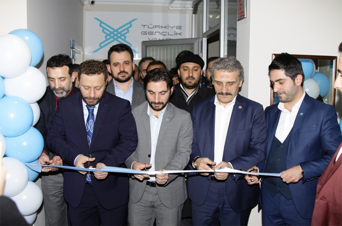 turkiye-genclik--vakfi-rize-il-temsilciligi-vakif-binasinin-resmi-acilisi-gerceklestirildi-1.jpg