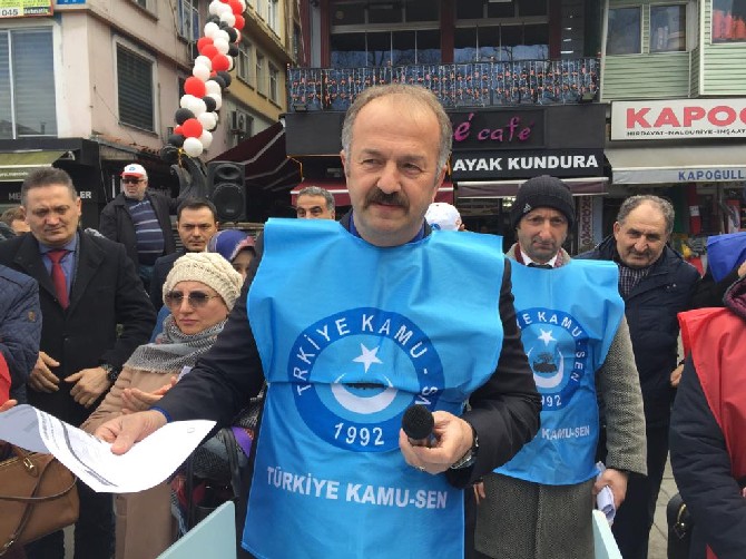 turkiye-kamu-sen-uyeleri-rize’de-memur-maas-zammini-bordro-yakarak-protesto-etti-(3).jpg