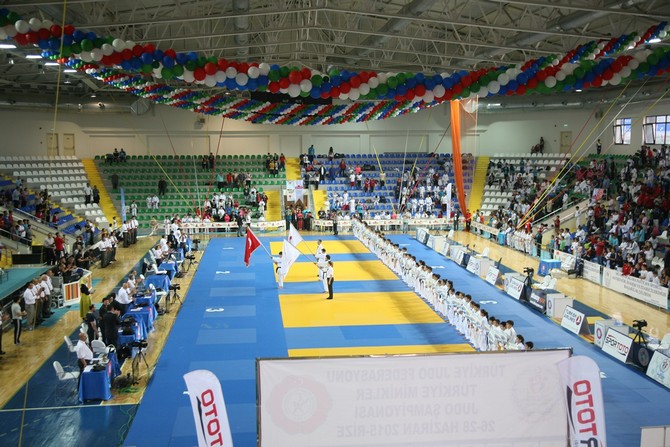 turkiye-minikler-judo-sampiyonasi-rizede-basladi-(5).jpg