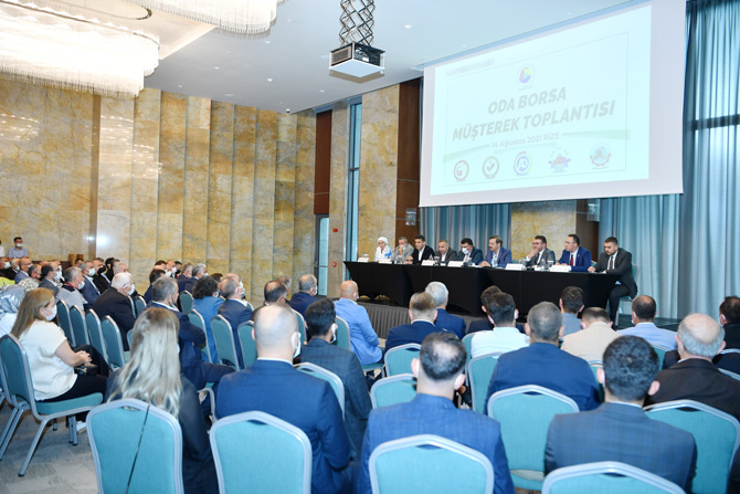 turkiye-odalar-ve-borsalar-birligi-tobb-baskani-m-rifat-hisarciklioglu-rize-ticaret-ve-sanayi-odasi-rtso-ile-rize-ticaret-borsasi-rtb-musterek-toplantisina-katildi-2.jpg