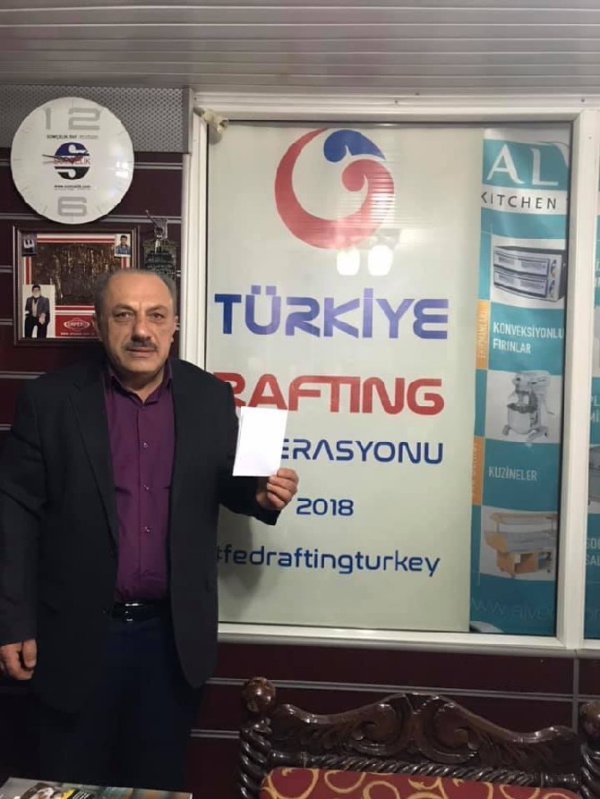 turkiye-rafting-federasyonu-baskani-fikret-yardimci-kalp-krizi-gecirdi-(3).jpg