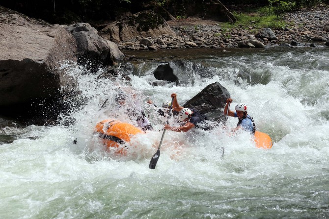 turkiye-rafting-sampiyonasi,-rizede-basladi-(7).jpg