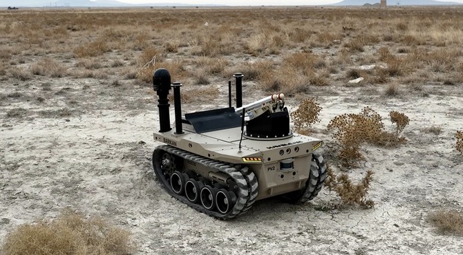 turkiyenin-robot-askeri-fuze-atti-4.jpg