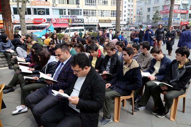 tuzcuoglu-memisaga-parkinda-kitap-okuma-etkinligi-duzenlendi-(17).jpg