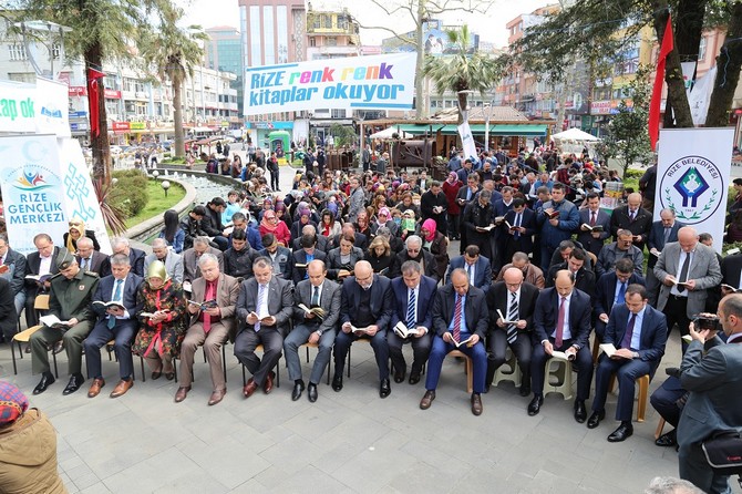 tuzcuoglu-memisaga-parkinda-kitap-okuma-etkinligi-duzenlendi-(2).jpg