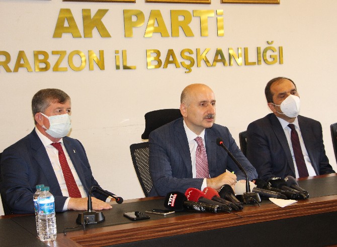 ulastirma-ve-altyapi-bakani-adil-karaismailoglu-ak-parti-trabzon-il-baskanligini-ziyaret-etti.--(5).jpg