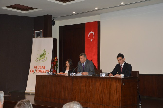 ulusal-cay-konseyi-(uck)-11.-olagan-genel-kurul’u-rize-ticaret-borsasi-(rtb)-konferans-salonu’nda-yapildi-(2).jpg