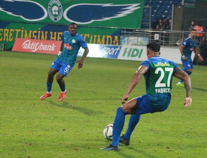 umar-aminu-caykur-rizespor-vavacars-fatih-karagumruk-13.jpg