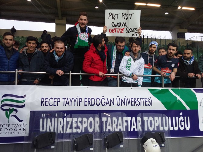 unirizespor’dan-odtu’deki-namaz-saldirisina-tepki-(1).jpg