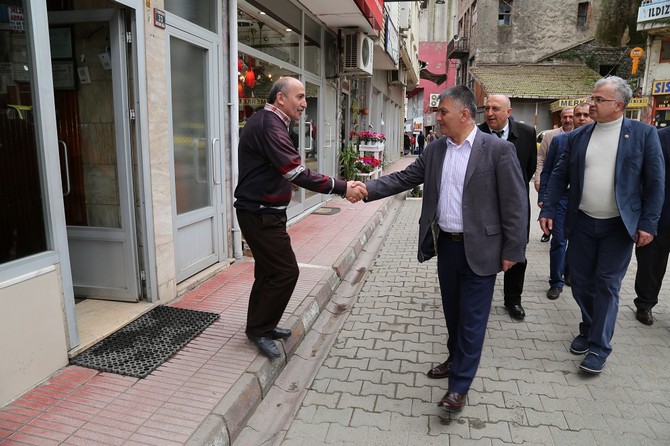 vali,-baskan-ve-emniyet-muduru-esnaf-ziyaretinde-(11).jpg