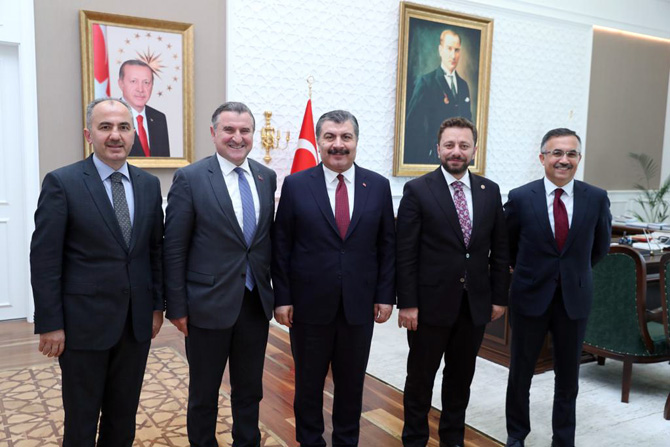 vali-ceber,-baskanligindaki-rize-heyetinden-saglik-bakanina-ziyaret-1.jpg