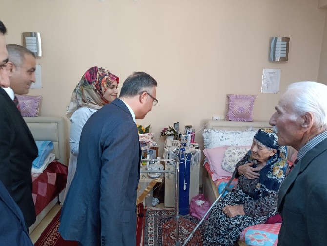 vali-ceberden-findikli-huzurevi-yasli-bakim-ve-rehabilitasyon-merkezine-ziyaret-(3).jpg
