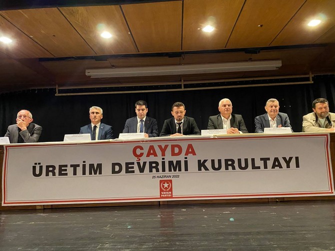 vatan-partisi-tarafindan-rizede-duzenlenen-cayda-uretim-devrimi-kurultayinda-sonuc-ve-talep-bildirgesi-aciklandi-5.jpg