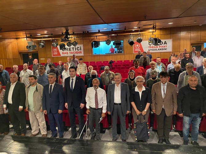 vatan-partisi-tarafindan-rizede-duzenlenen-cayda-uretim-devrimi-kurultayinda-sonuc-ve-talep-bildirgesi-aciklandi-6.jpg