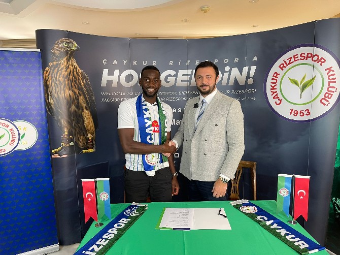 yannick-bolasie-caykur-rizesporda-2.jpg