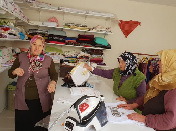 yardima-muhtac-aileler-icin-terzi-dukkani-acti-(5).jpg