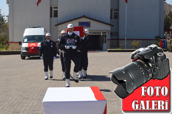 yasar-yavas-rizeli-silopi-sehidi-icin-toren-duzenlendi-53.jpg yasar-yavas-rizeli-silopi-sehidi-icin-toren-duzenlendi-53.jpg