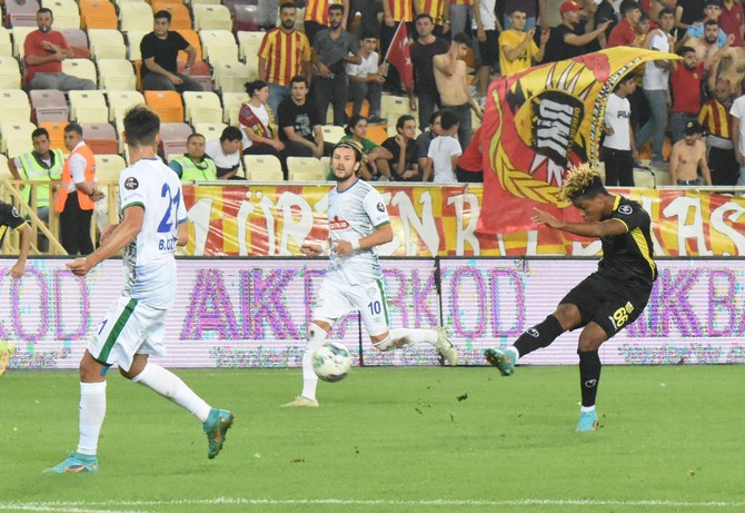 yeni-malatyaspor-caykur-rizespor-8.jpg