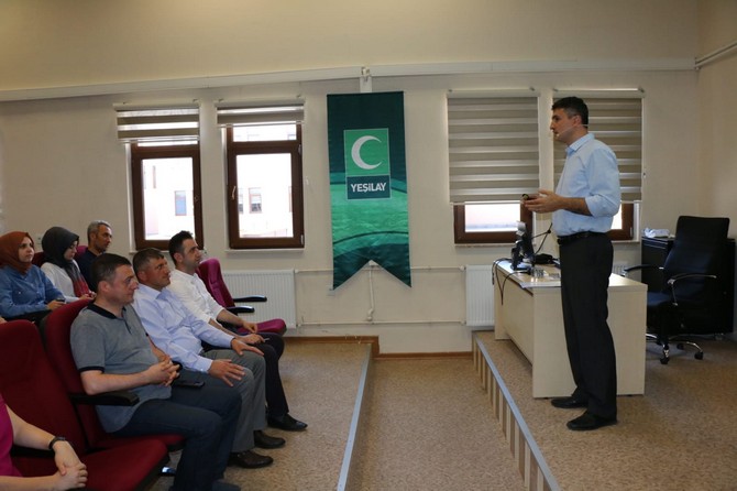 yesilay-cemiyeti-rize-subesi-tarafindan-adalet-bakanligi-rize-personel-egitim-merkezinde-sigara-bagimliligi-ve-zararlari-egitimi-verildi-(1).jpg
