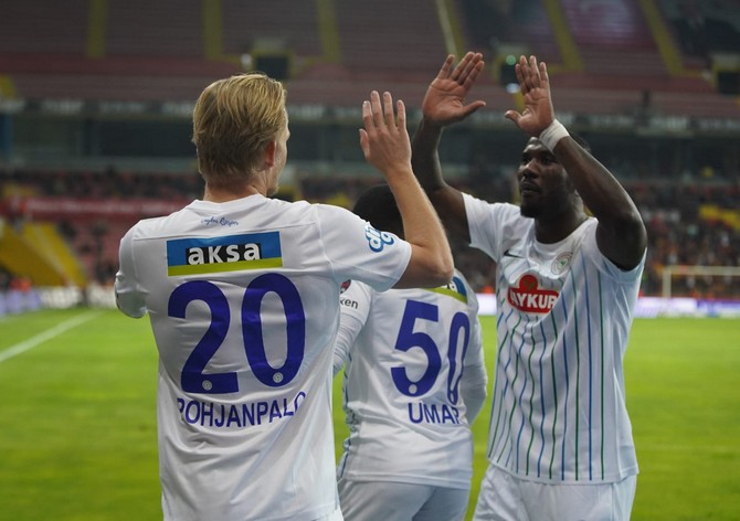 yukatel-kayserispor-caykur-rizespor-maci-4.jpg