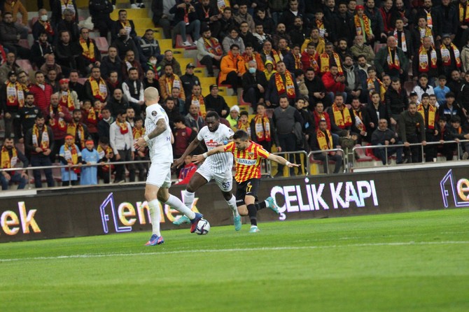 yukatel-kayserispor-ile-caykur-rizespor-17.jpg