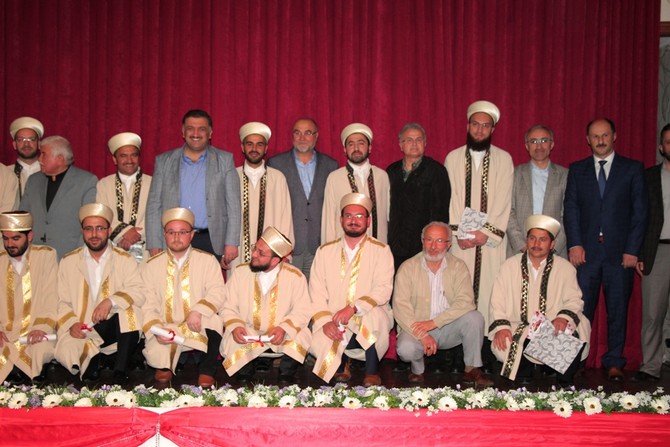 yusuf-karali-dini-yuksek-ihtisas-merkezi--5.-mezunlarini-verdi-(10).jpg