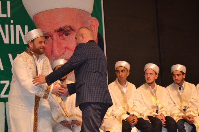 zavendikli-mustafa-hoca-kopuzlar-kur’an-kursu,-ilk-icazet-toreni-(12).jpg