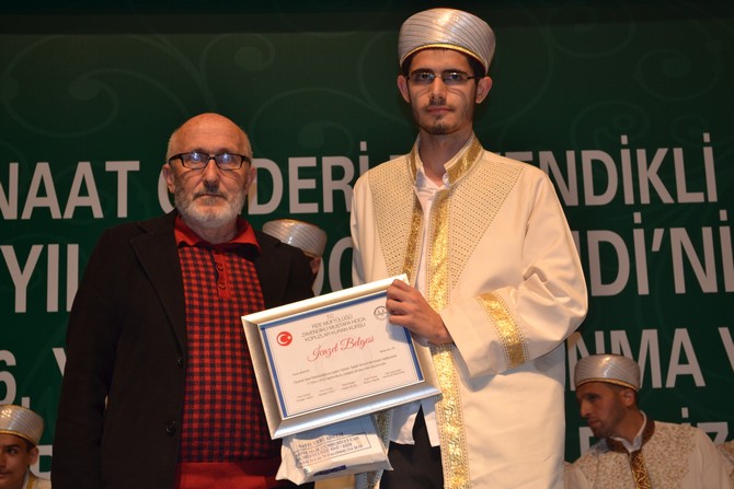 zavendikli-mustafa-hoca-kopuzlar-kur’an-kursu,-ilk-icazet-toreni-(25).jpg