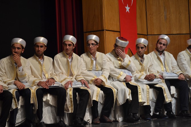 zavendikli-mustafa-hoca-kopuzlar-kur’an-kursu,-ilk-icazet-toreni-(33).jpg