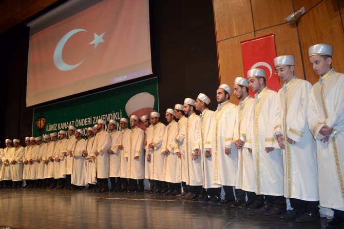 zavendikli-mustafa-hoca-kopuzlar-kur’an-kursu-ilk-icazet-toreni-(1).jpg